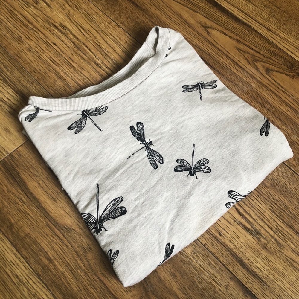 dragonfly crewneck
